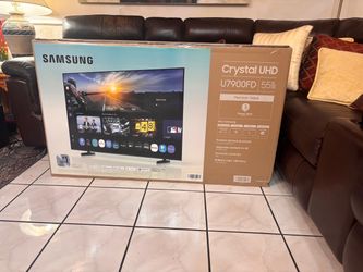 Samsung 55" Crystal UHD U7900FD Smart TV (New in box)