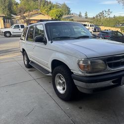 1998 ford explorer XLT