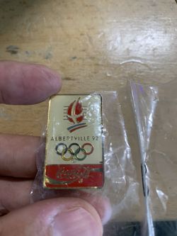 Coca Cola vintage pin