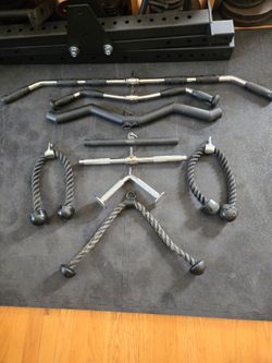 Lat Pulldown, Curl, Low Row Bar, V-Bar, Triceps Rope Cable Attachments-