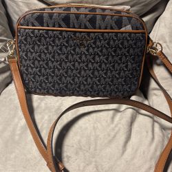 Crossbody Michael Kors New $90