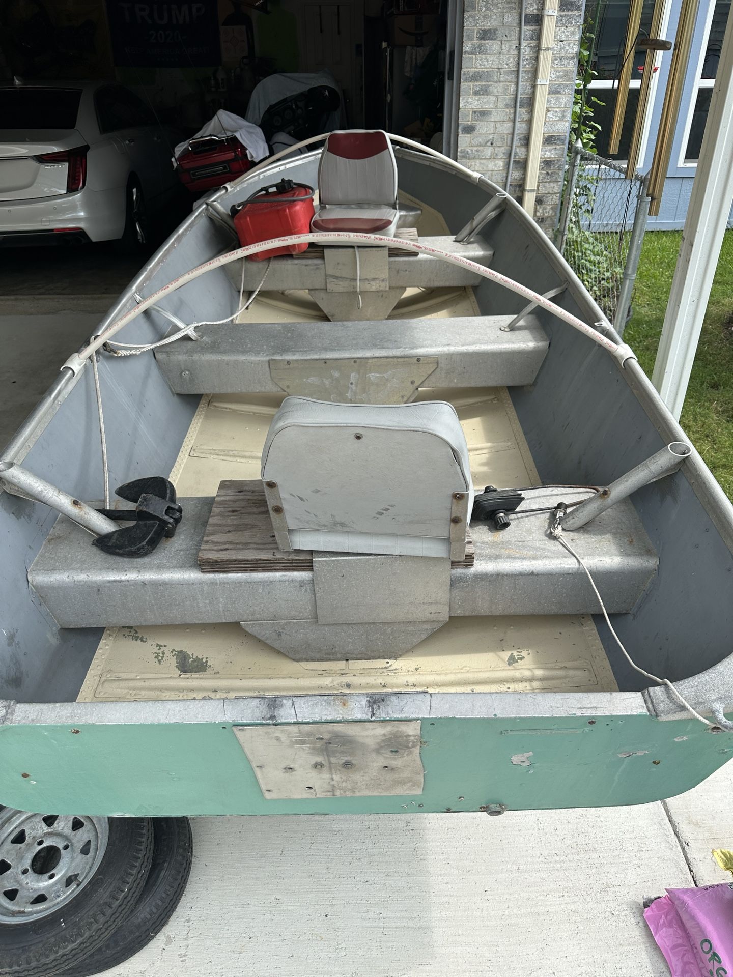 14 Ft. Aluminum, Boat And Motor for Sale in Mesquite, TX OfferUp