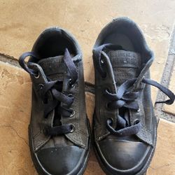 KIDS CONVERSE SIZE 1Y