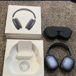 Apple headphones brand new 