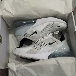 Nike Air Max 270