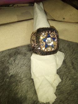 1971 DALLAS COWBOYS Super Bowl Championship Ring ROGER STAUBACH for Sale in  Channelview, TX - OfferUp