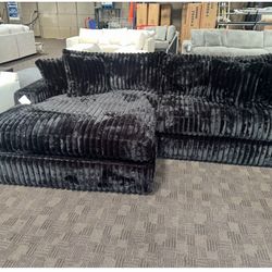 Black Comfy Sectional 