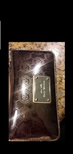 Michael Kors wallet