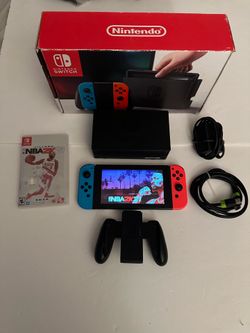 Nintendo switch w/ NBA 2k1 game