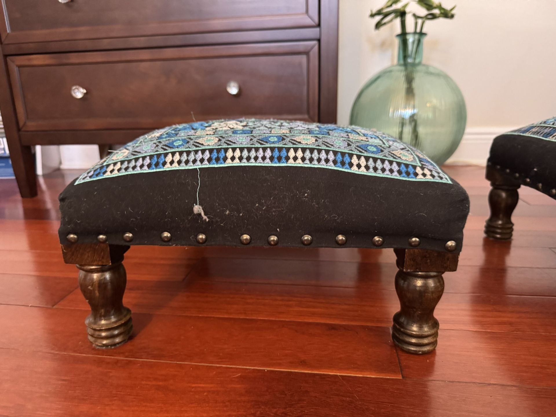 2 Ottomans