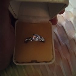 / Engagement Ring 