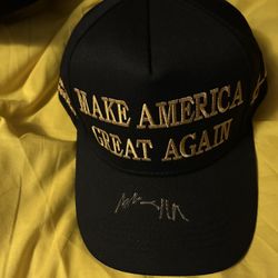 Make America Great Again Hat Autographed By Former NFL WR Antonio Brown. Beckett Witnessed And Authenticated 