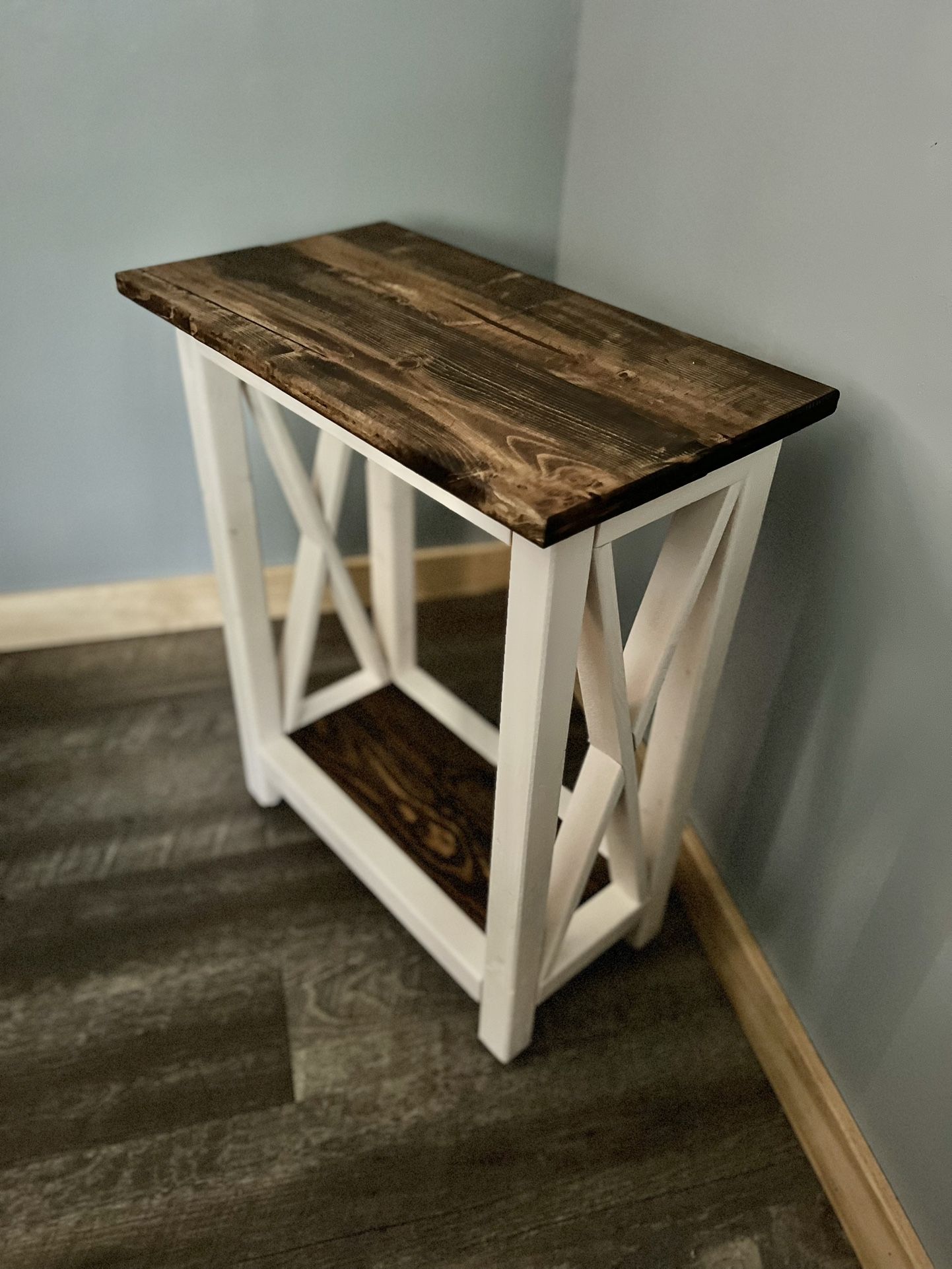 Farmhouse End Table 