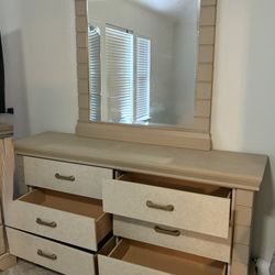Solid Wood Dresser Mirror 