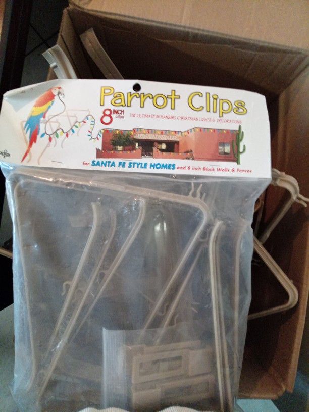 Clips To Hang Christmas Lights