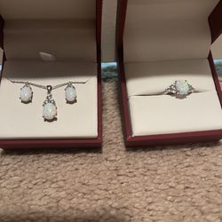 Helzberg Diamonds Set