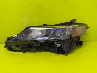 2020 2021 2022 2023 2024 Toyota Camry Left Driver Side Headlight OEM