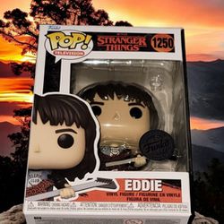 Stranger Things Eddie with Guitar #1250  Application for 50% read description.