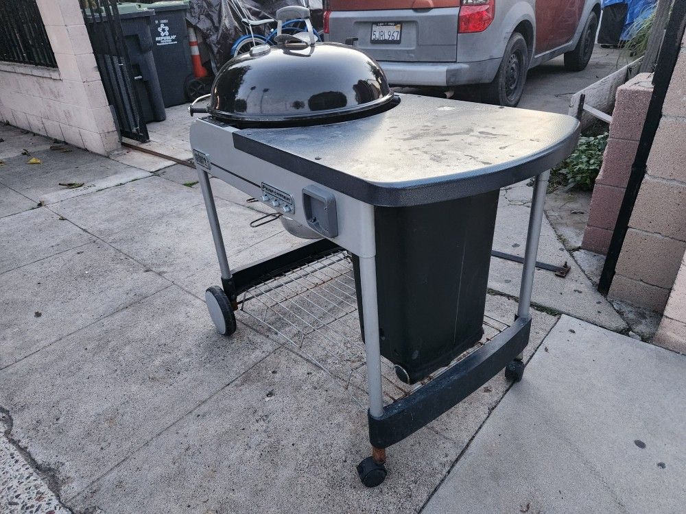 Weber Performer Charcoal BBQ GRILL 😋 