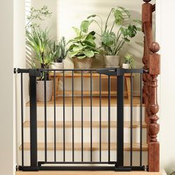 Cumbor 29.7"-40.6" Baby Gate for Stairs, Dog Gate for Doorways, Pressure Mounted Self Closing Pet Gates for Dogs Indoor, Durable Safety Child Gate wit