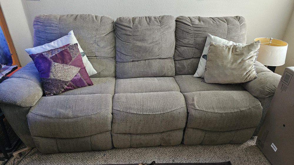 Reclining Sofa  - Great Condition! 