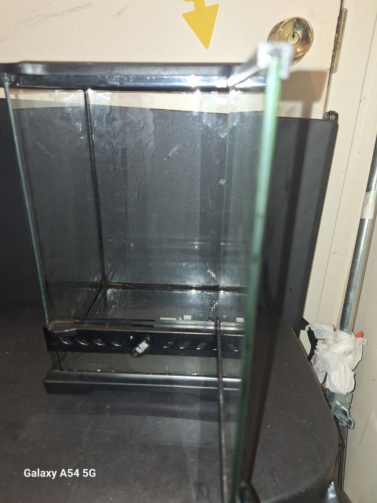 Reptile Tank