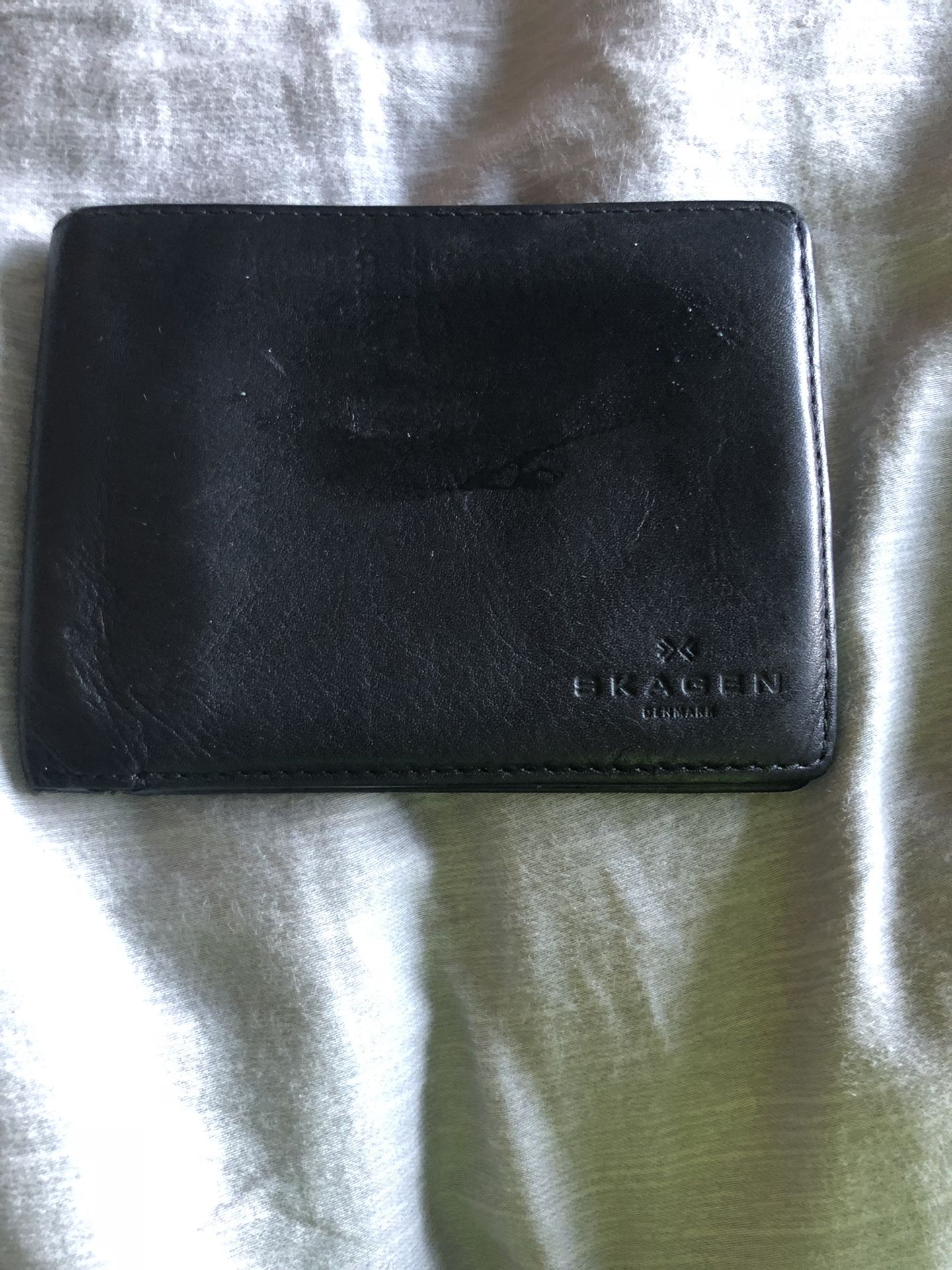 Skagen wallet rarely used