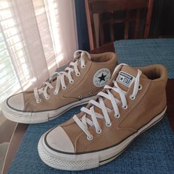 Chuck Taylor Converse Malden Hightops