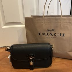 Coach Hadly Shoulder Bag