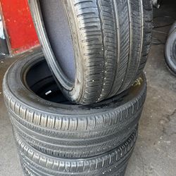 Michelin 235/45/18 Set Usadas 