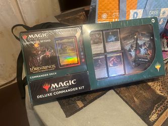 Magic the Gathering; The Lord of the Rings: Tales of Middle-earth Deluxe Commander Kit - The Hosts of Mordor