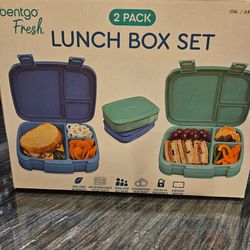 2 Bentgo lunch boxes