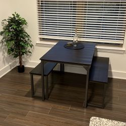 Dinning Table With Bench Seats