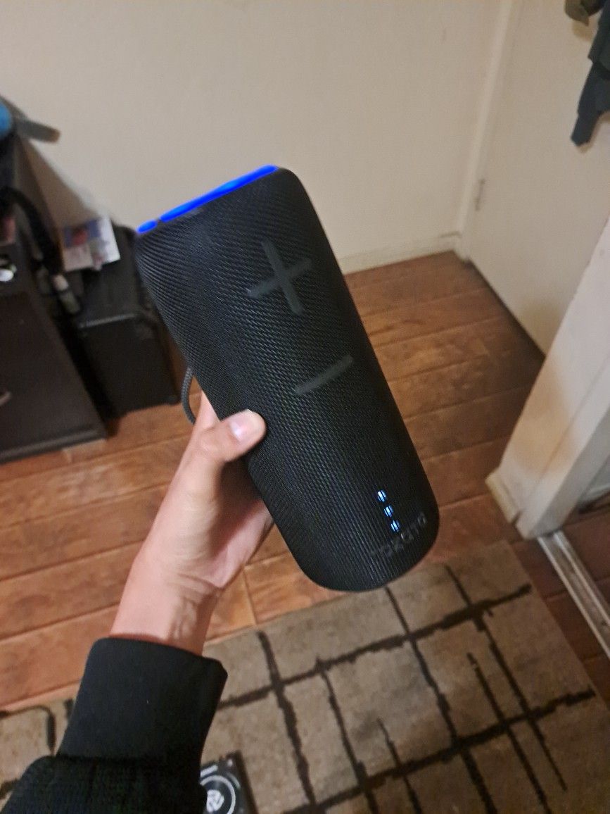 Tazata Bluetooth Speaker