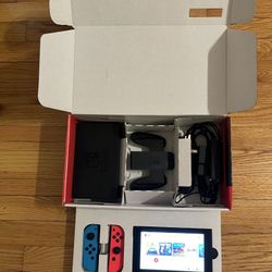 Nintendo Switch 