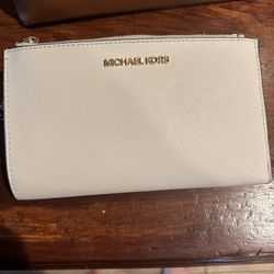 Micheal Kors Wallet