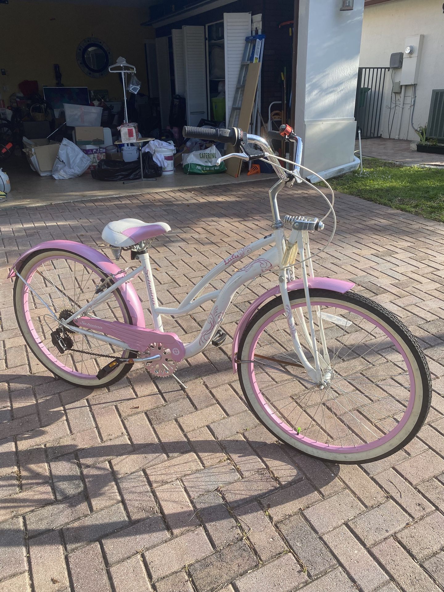 Pink Bike Size 26 Schwinn