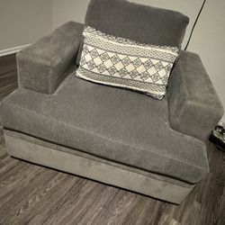 SINGLE SOFA CHAIR