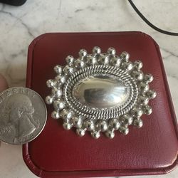 925 Solid Sterling Silver Pendant/brooch , 22 Gr. , Mexico 🇲🇽 925 , Brooch Not Working . Large Bale , Beautiful Solid Piece