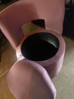Blush pink storage chair 🎀