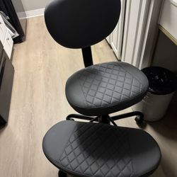 Ergonomic Meditation Chair