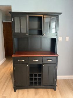 Coffee bar, liquor cabinet, kitchen storage