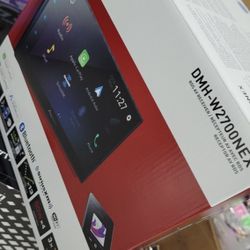 Pioneer DMH-2700NEX Wireless Apple Car Play 