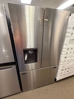 LG FRENCH DOOR FRIDGE WITH WATER DISPENSER ON SALE