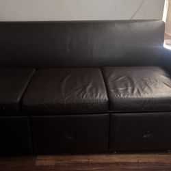 Sofa With Drawers 