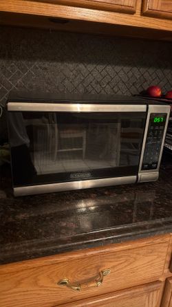 Black and Decker Microwave