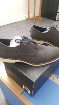 Casual shoes
