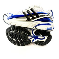 DS ADIDAS PHARRELL X JELLYFISH “ROYAL BLUE” SZ 8.5