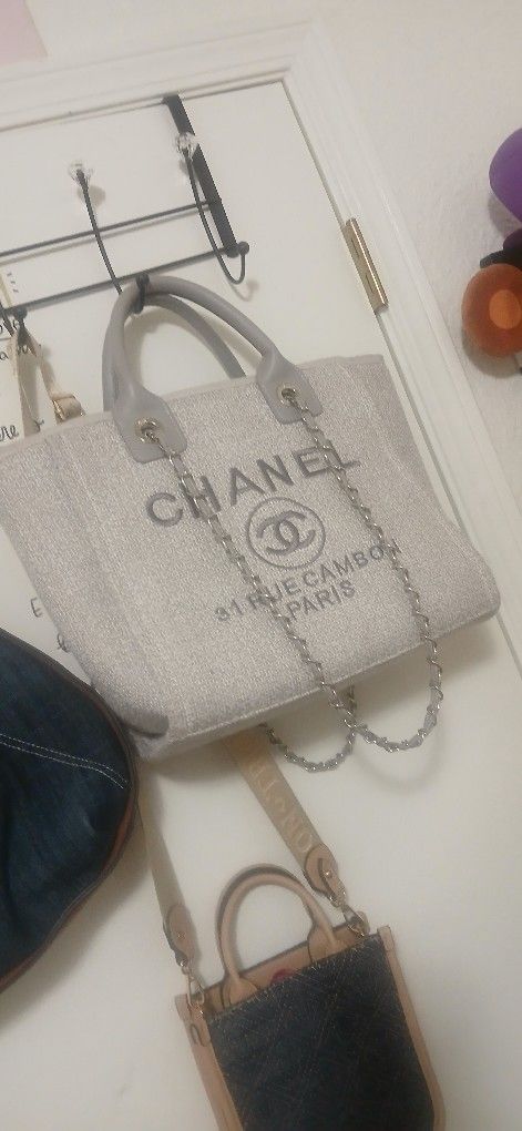 Chanel Tote Bag