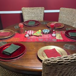 Dining Room Table 